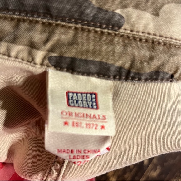 Vintage Faded Glory Camouflage Army Jacket - Picture 4 of 4